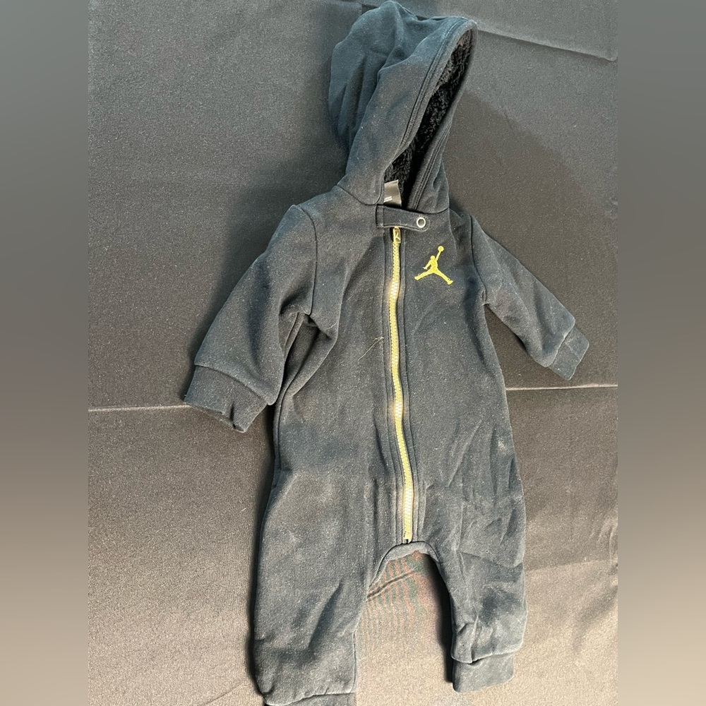 Jordan one piece hoodie black and gold 6M